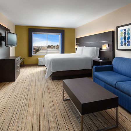 Holiday Inn Express Hotel & Suites Belmont By Ihg Bagian luar foto