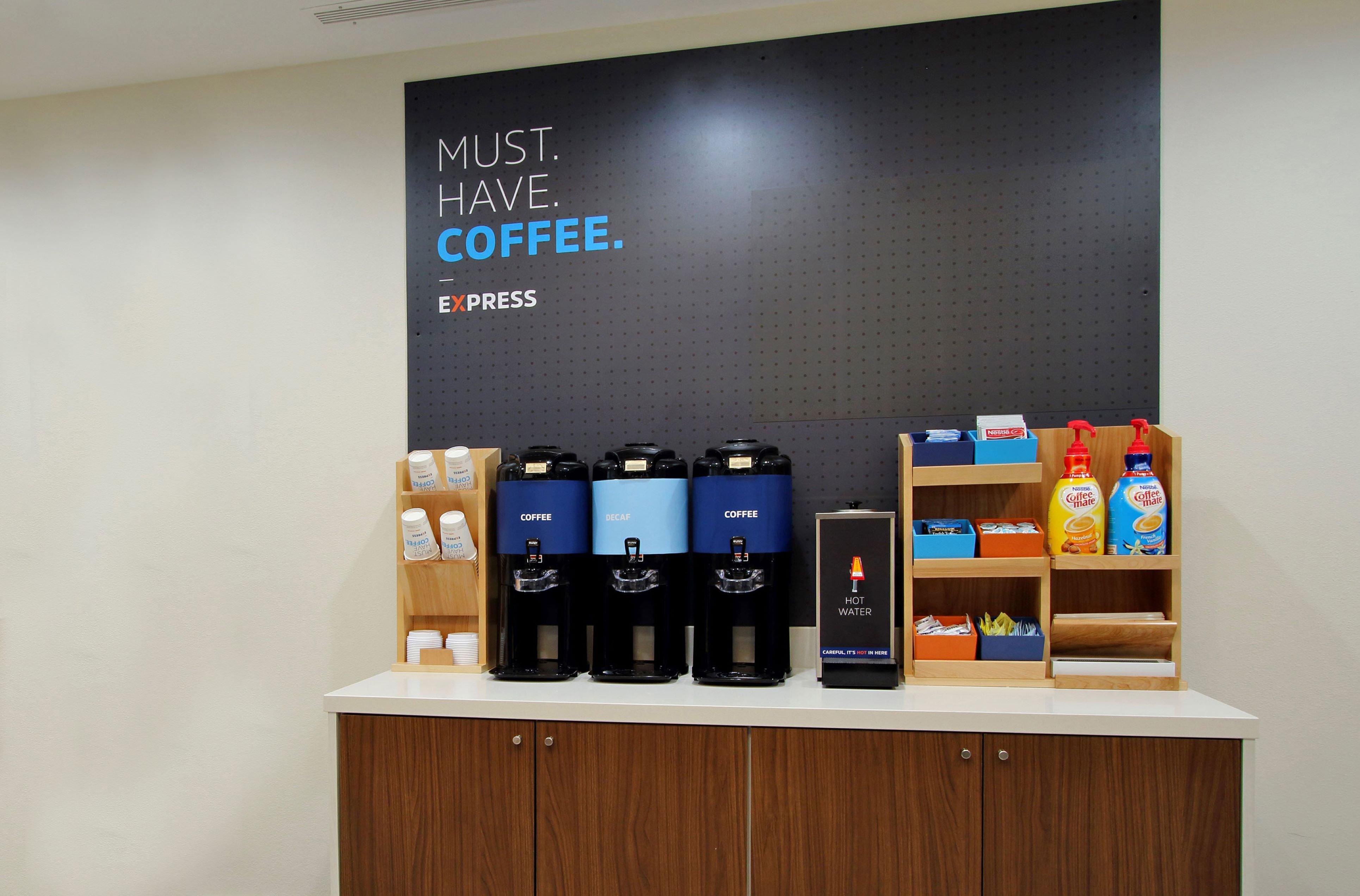 Holiday Inn Express Hotel & Suites Belmont By Ihg Bagian luar foto