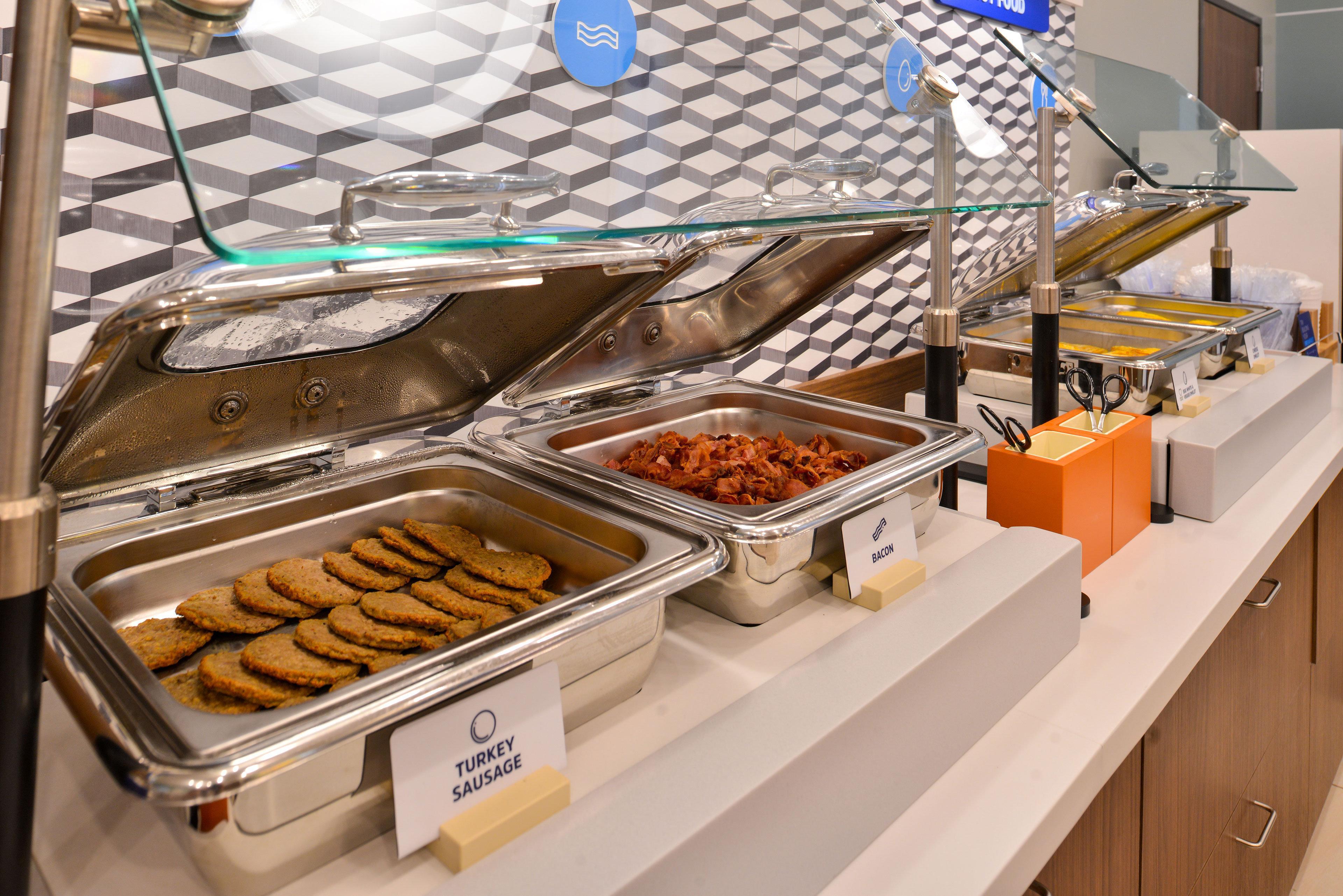 Holiday Inn Express Hotel & Suites Belmont By Ihg Bagian luar foto