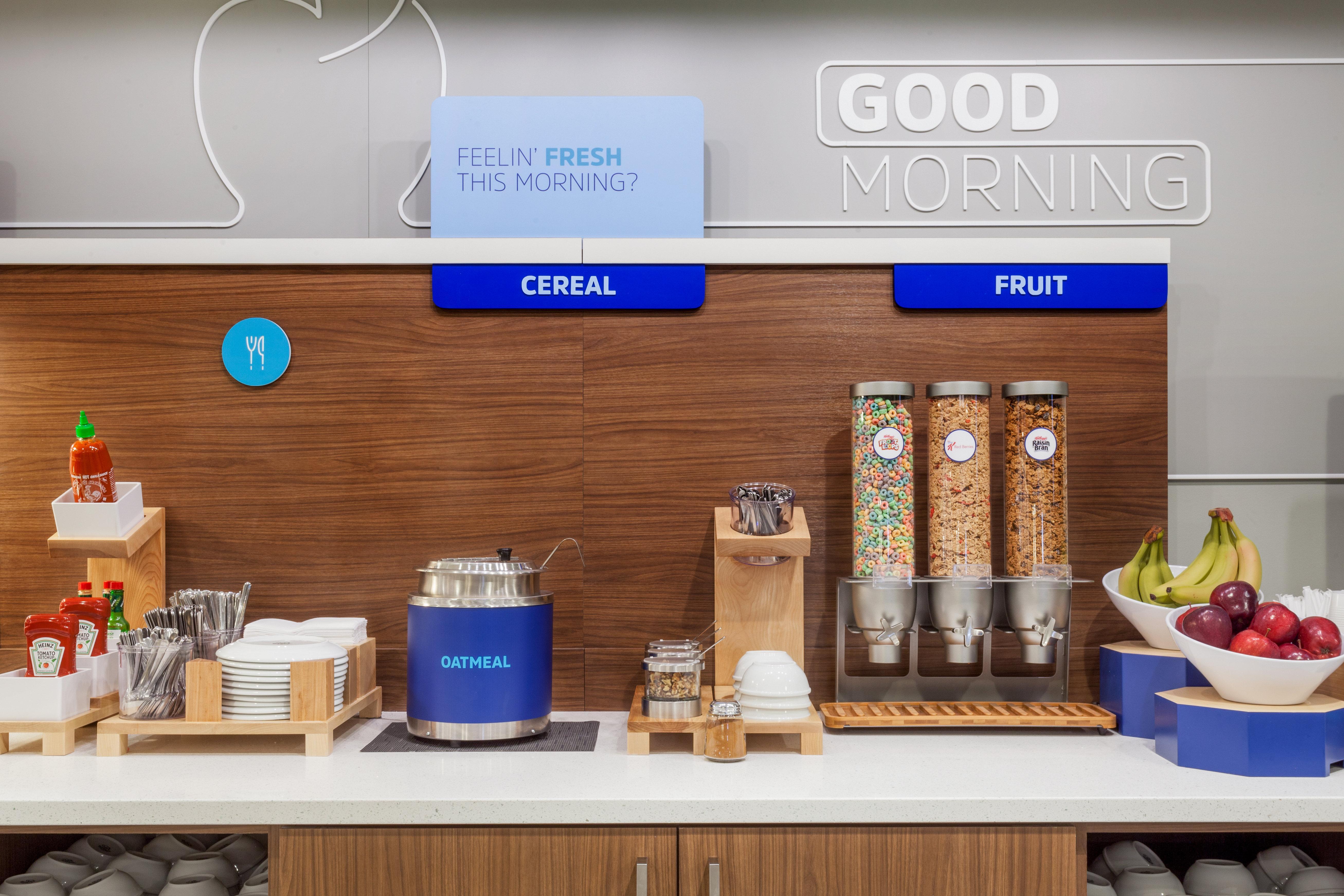 Holiday Inn Express Hotel & Suites Belmont By Ihg Bagian luar foto