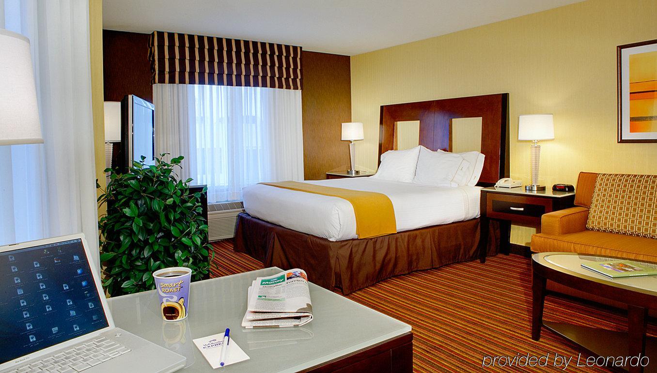 Holiday Inn Express Hotel & Suites Belmont By Ihg Bagian luar foto